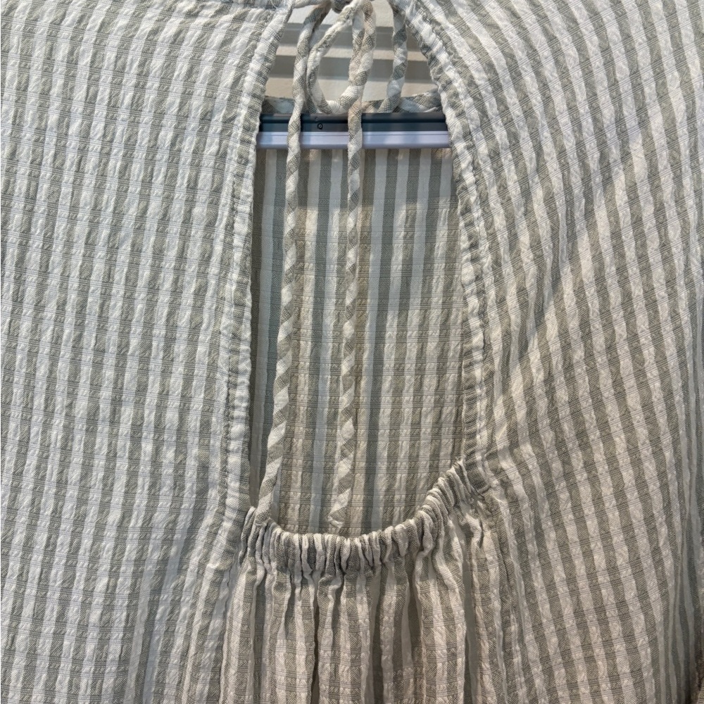 Seersucker Green and White Striped Blouse - Picture 4 of 7